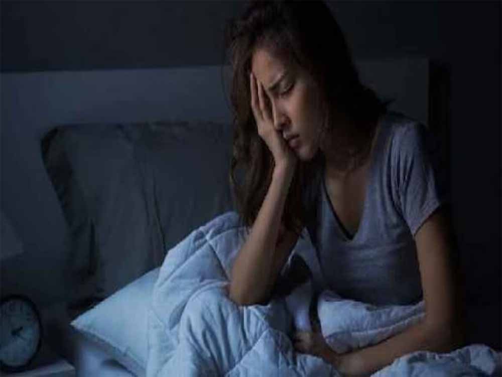 क्या आपके ठंडे पैर बिगाड़ रहे हैं आपकी नींद? एक्सपर्ट्स बताते हैं इसके पीछे की साइंस