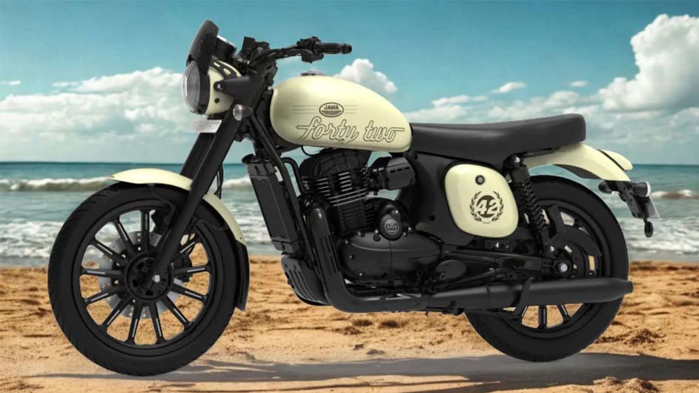 नए अवतार में Jawa 42 Ivory: क्लासिक लुक के साथ Royal Enfield को चुनौती