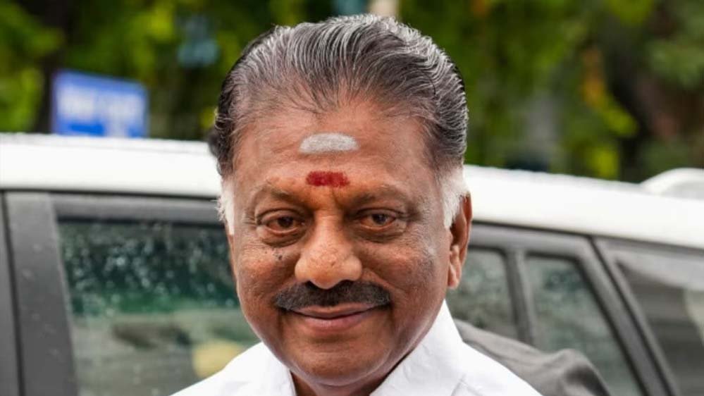 पूर्व CM पन्नीरसेल्वम DMK में शामिल, तमिलनाडु की राजनीति में उठा नया अध्याय