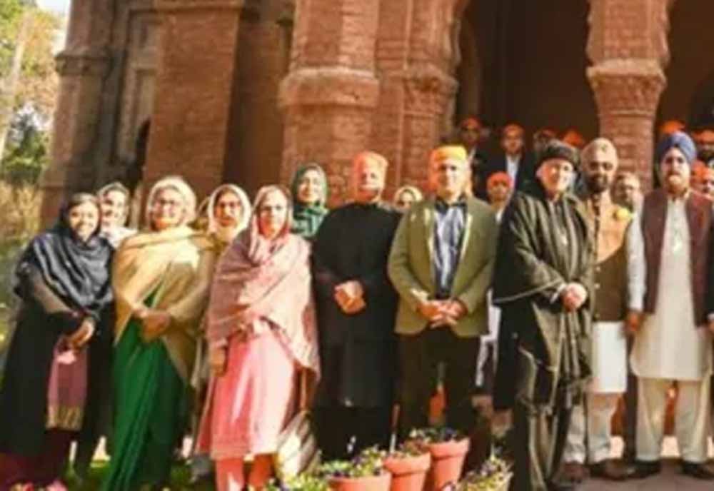 पार्टिशन के बाद पहली बार किया अरदास, लाहौर के गुरुद्वारा साहिब में 80 साल बाद गूंजी गुरबाणी