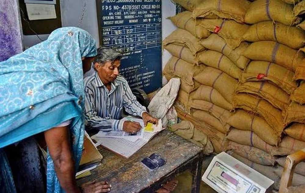 82 लाख परिवारों के लिए खुशखबरी, छत्तीसगढ़ में एक साथ दो महीने का राशन वितरण