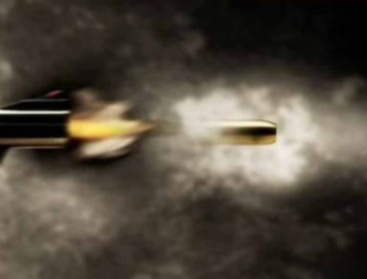 कानून के साए में खूनखराबा: थाने से कुछ दूरी पर युवक की गोली मारकर हत्या