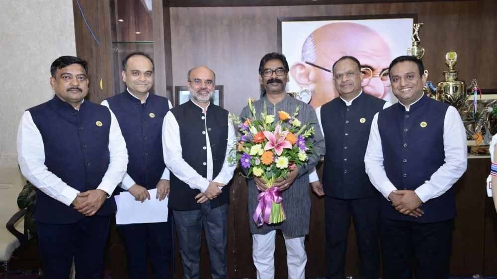 झारखंड में धालभूमगढ़ एयरपोर्ट को लेकर पहल तेज, SCCI ने CM हेमंत सोरेन से की चर्चा