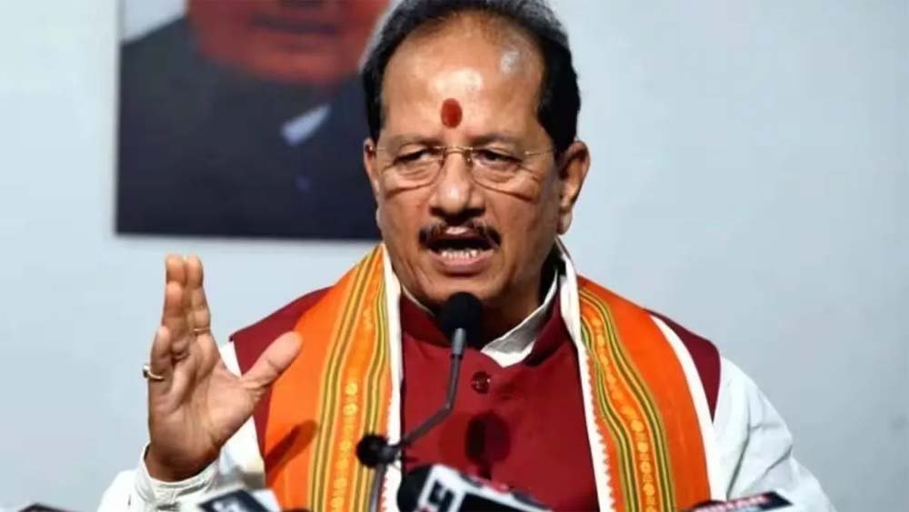 विजय सिन्हा का अल्टीमेटम—25 मार्च तक लौटें राजस्व अधिकारी, नहीं तो कटेगी सैलरी