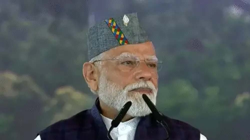 मोदी का बड़ा ऐलान: 2029 में बेटियों को मिलेगा उनका हक, दिल्ली-देहरादून एक्सप्रेसवे का उद्घाटन