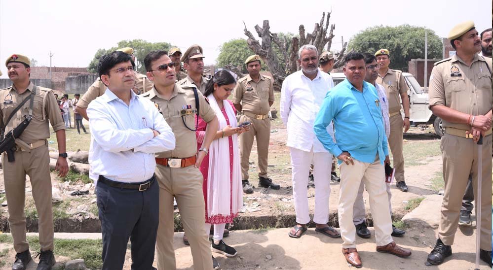 संभल में सीएम योगी की बड़ी कार्रवाई: दो गांवों से हटे कब्जे, लैंड बैंक में निरंतर वृद्धि