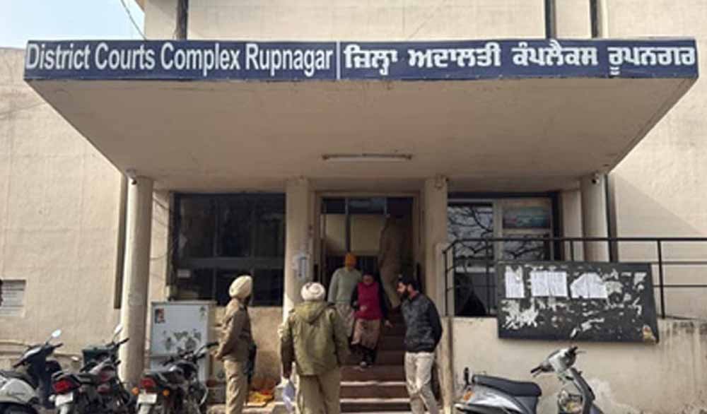 फिरोजपुर कोर्ट में मचा हड़कंप, बम की धमकी मिलते ही प्रशासन ने खाली कराया परिसर
