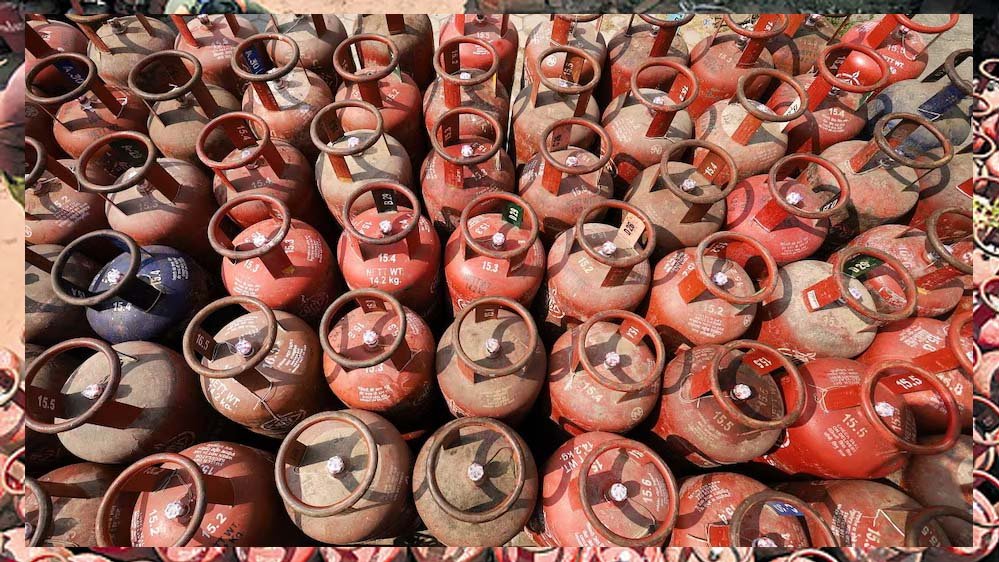 LPG संकट से निपटने के लिए सरकार ने बढ़ाई ‘छुटकू’ सिलेंडरों की सप्लाई, आईडी से मिलेगी सुविधा