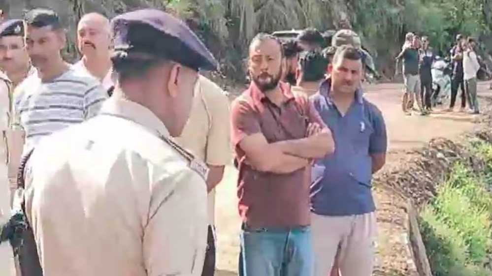 चंबा में दुर्घटना: गुजरात से आए पर्यटकों का वाहन खाई में गिरा, 6 की गई जान