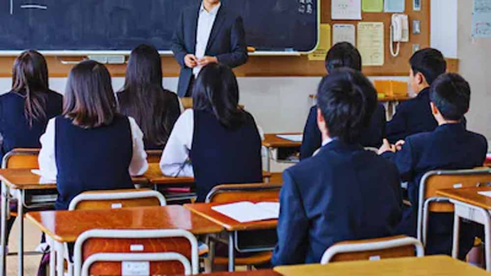 फीस और यूनिफॉर्म के नाम पर वसूली पर रोक की तैयारी, निजी स्कूलों पर बड़ा एक्शन