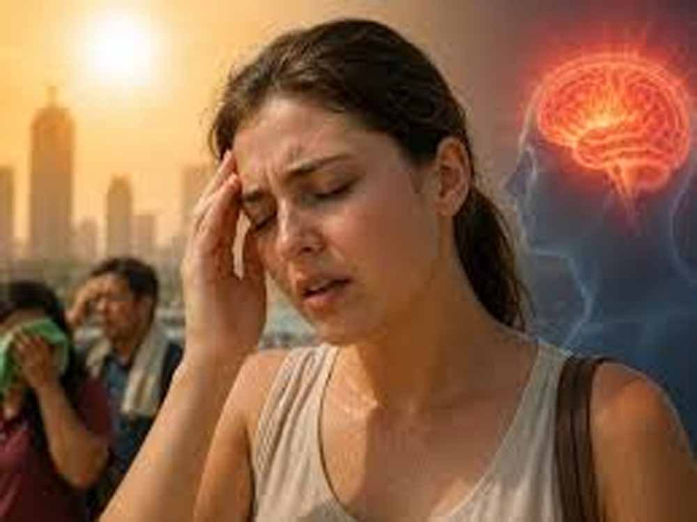 Heat Stroke Alert: तेज गर्मी से खतरा बढ़ा, डॉक्टरों ने बताए लक्षण और बचाव के तरीके