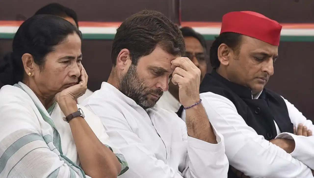 विपक्ष में टूट का दौर तेज, NDA की ताकत बढ़ने के आसार; भाजपा ने आरोपों को किया खारिज