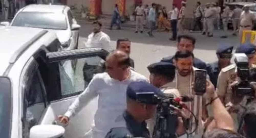 रोहतक डी-पार्क हादसे के बाद हरकत में सरकार, सीएम सैनी ने पीड़ितों का जाना हाल, मदद का भरोसा दिया