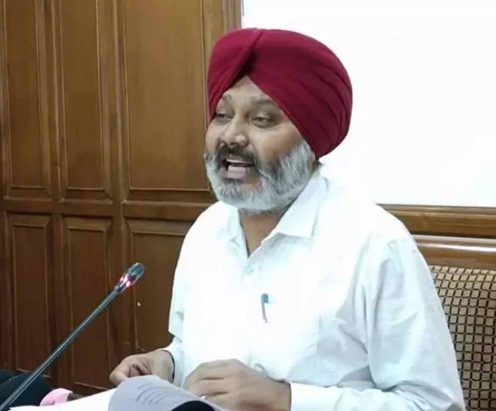 29 रुपये बढ़े LPG सिलेंडर के दाम, हरपाल चीमा बोले- महंगाई से जनता की रसोई पर पड़ रहा असर