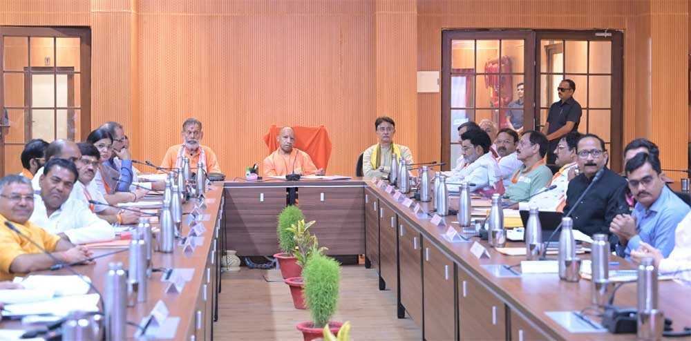 प्रधानाध्यापक, शिक्षक, शिक्षामित्र, अनुदेशक, एआरपी, एसआरजी और डायट मेंटर्स होंगे शामिल