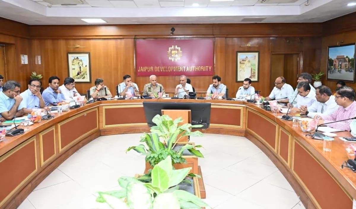 जयपुर में फुटपाथ से हटेंगे अतिक्रमण, फ्लाईओवर के नीचे विकसित होगी पार्किंग सुविधा