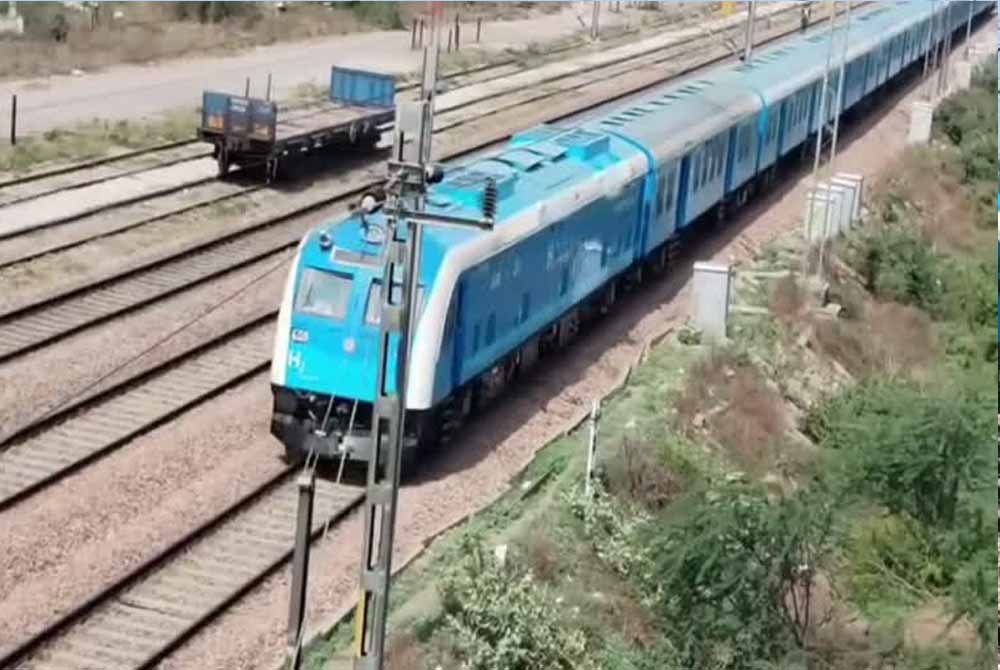 हाइड्रोजन ट्रेन का इंतजार खत्म, आज से जींद में शुरू सेवा, किराया रखा गया सिर्फ 25 रुपये