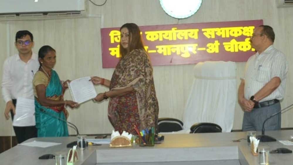 नक्सल पीड़ित परिवारों के जीवन में आई स्थिरता, 5 सदस्यों को मिली शासकीय सेवा