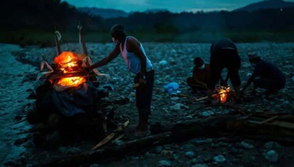 नेपाल में फिर बढ़ा भोटेकोशी नदी का जलस्तर, नई चेतावनी जारी; मृतकों की पहचान में जुटी भारतीय टीम
