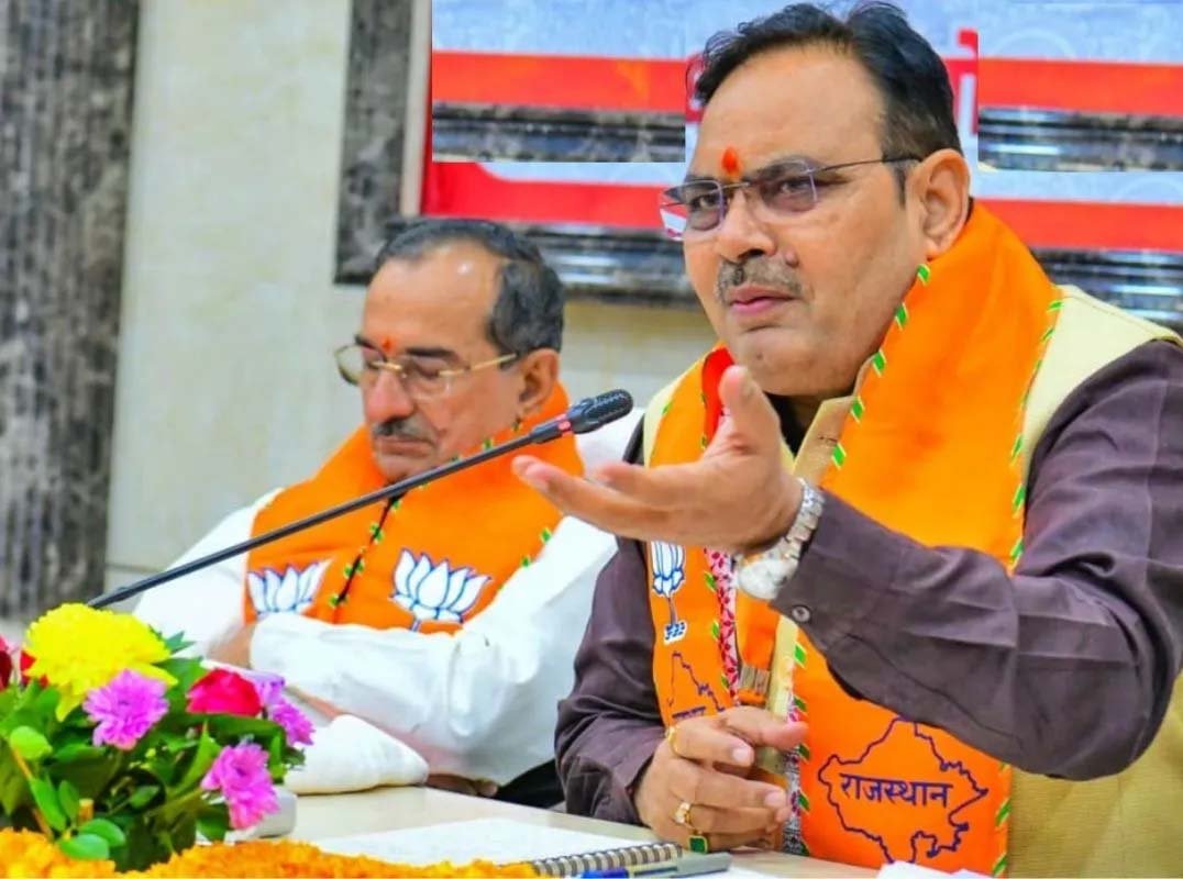 निकाय चुनाव में टिकट को लेकर BJP में बढ़ी खींचतान, प्रदेश कार्यालय के बाहर कार्यकर्ताओं ने की नारेबाजी