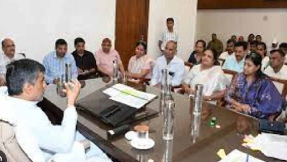 कानूनगो पर भड़के हरियाणा के शिक्षा मंत्री महिपाल ढांडा, बोले- ‘जनता की सेवा के लिए हो’