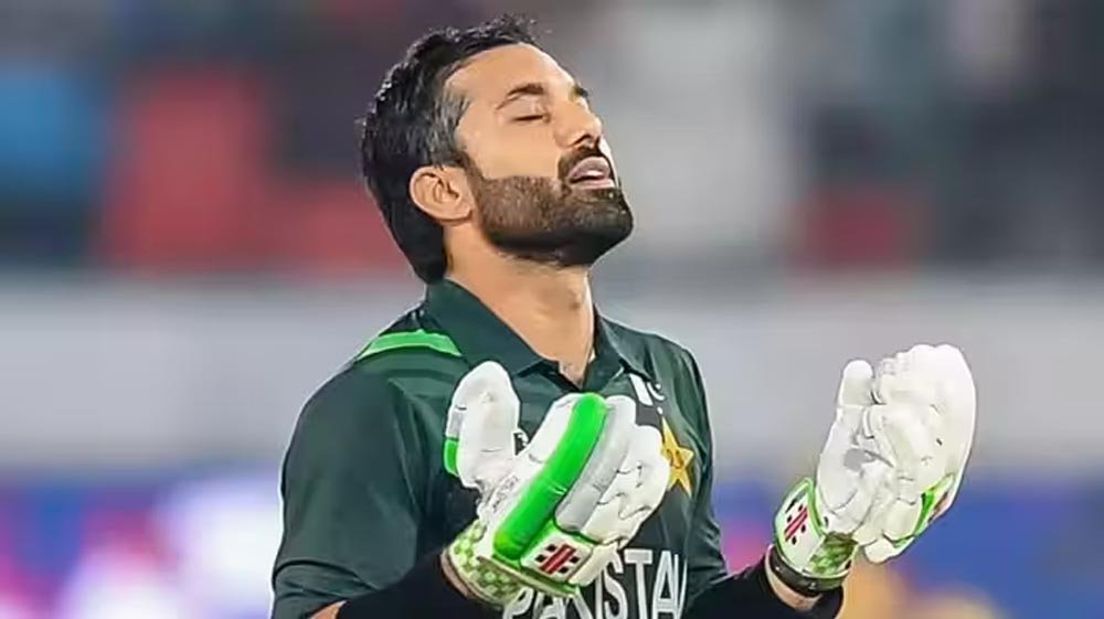 रिजवान के खिलाफ सट्टेबाजी मामले में जांच जारी, जर्सी पर टेप वाली तस्वीर से मचा विवाद
