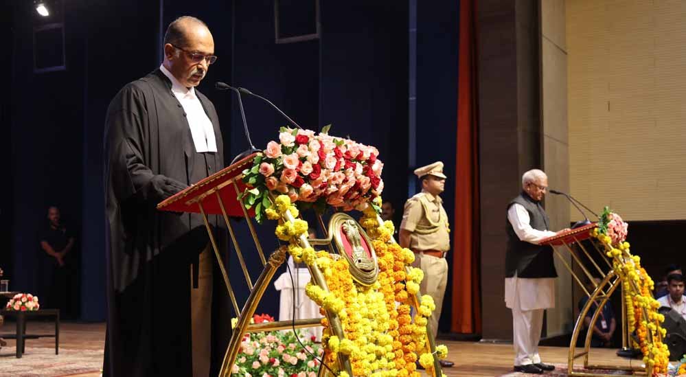 MP हाईकोर्ट के 30वें मुख्य न्यायाधिपति बने न्यायमूर्ति कोगजे, राज्यपाल पटेल ने दिलाई शपथ