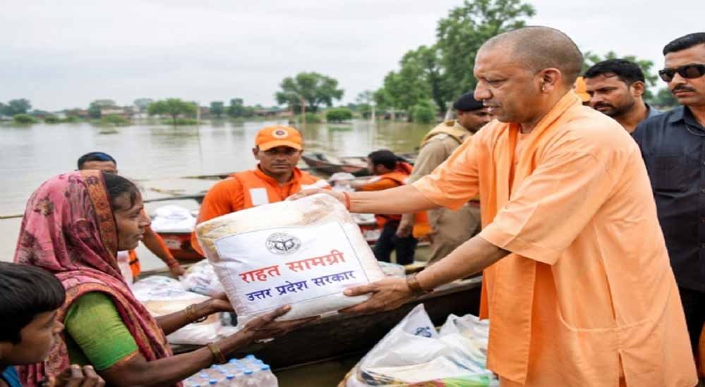 योगी सरकार की बाढ़ पर पैनी नजर, 21,333 लोगों को सुरक्षित निकाला; अब तक जनहानि शून्य