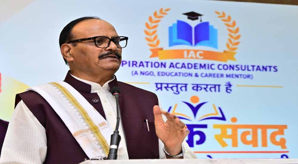 शिक्षा में AI के बढ़ते इस्तेमाल पर ब्रजेश पाठक का बड़ा बयान, बोले- शिक्षक जरूरी, तकनीक बनेगी बदलाव का माध्यम