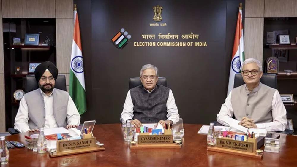 CEC पर कार्रवाई के लिए चाहिए विशेष बहुमत, जानिए नोटिस से राष्ट्रपति के आदेश तक की प्रक्रिया