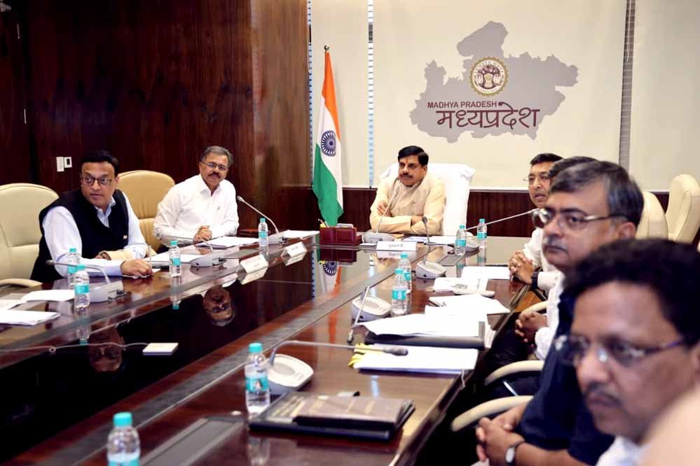 स्वामित्व अधिकार और सेवा से संकल्प अभियान को उत्सव का रूप दें, CM डॉ. यादव ने दिए निर्देश