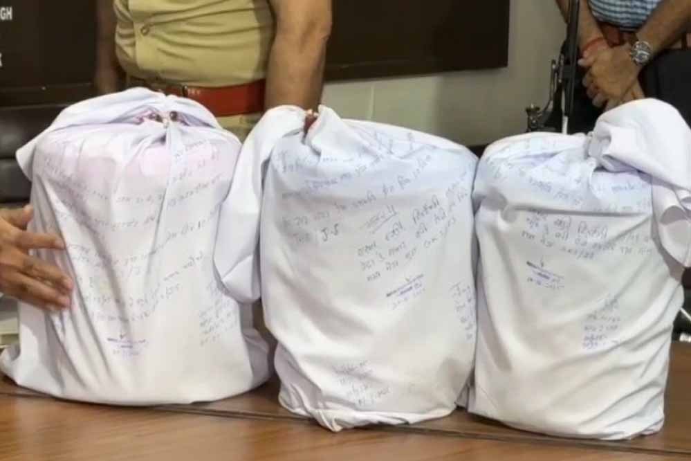 ड्रग्स तस्करी पर पुलिस का बड़ा शिकंजा, फरीदकोट में 12 किलो से अधिक हेरोइन जब्त; 2 गिरफ्तार