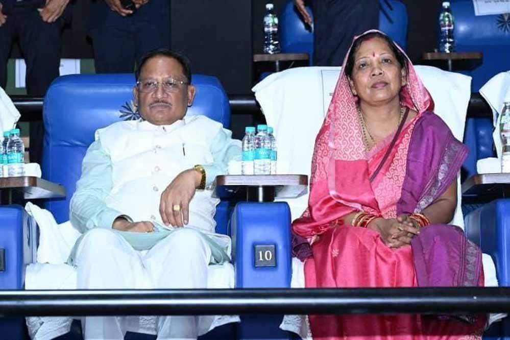 ‘हनुमान अंश’ देखने पहुंचे राज्यपाल रमेन डेका, CM साय और विधानसभा अध्यक्ष रमन सिंह, सपरिवार लिया फिल्म का आनंद