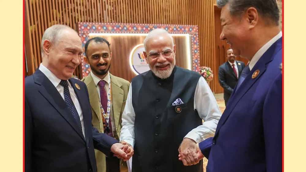 मोदी-पुतिन-जिनपिंग की ‘त्रिमूर्ति’ ने बटोरी सुर्खियां, BRICS में साथ नजर आए तीनों नेता