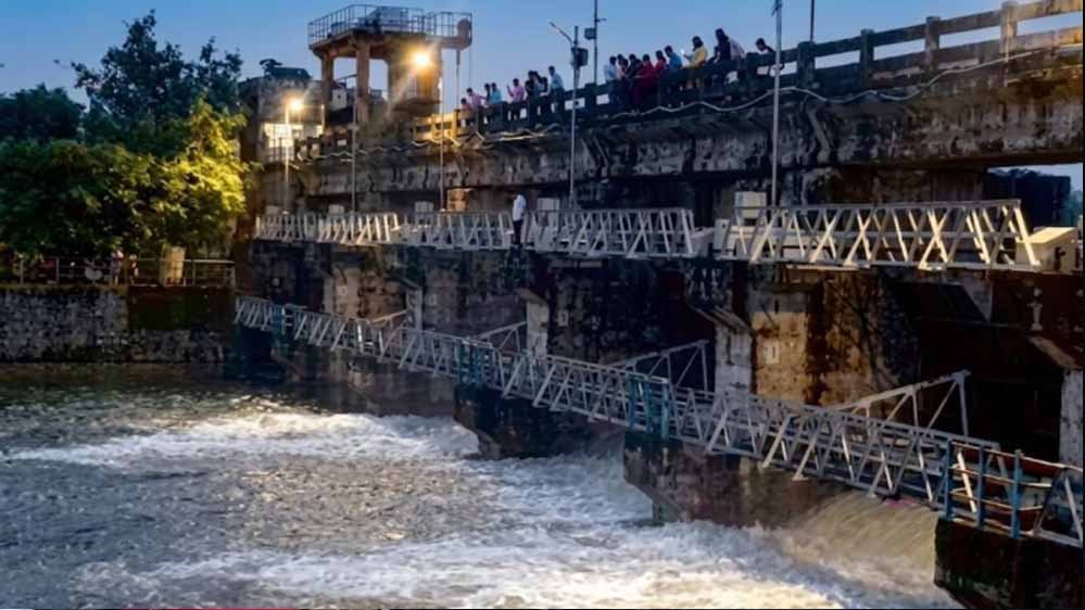 ग्वालियर में तिघरा डैम से पानी की निकासी शुरू, 9-9 इंच खुले 3 गेट