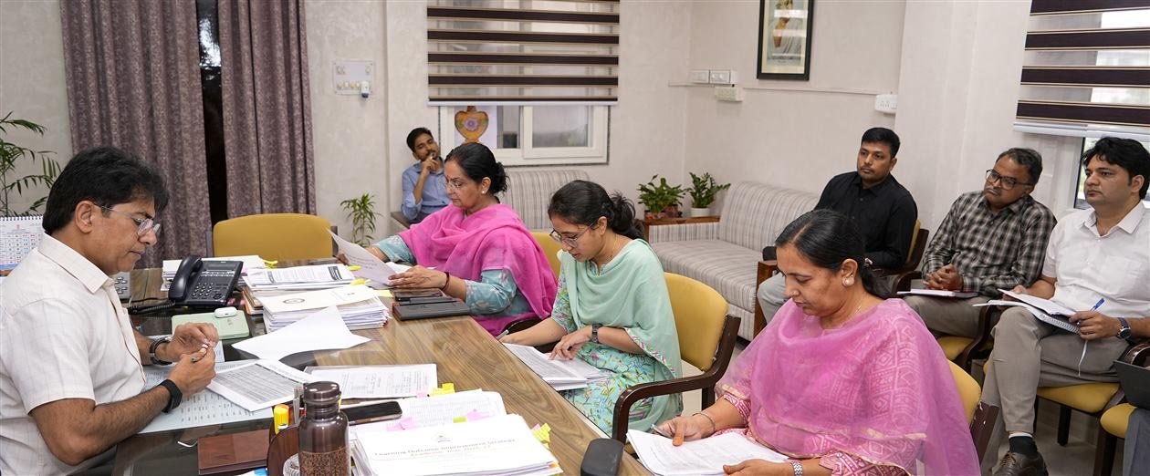 राजस्थान में आवासीय स्कूलों की समीक्षा, सुविधाएं और शैक्षणिक गुणवत्ता बढ़ाने के निर्देश