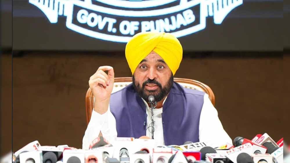 पंजाब में नशे और अपराध पर सरकार का सख्त रुख, AAP बोली- गैंगस्टर कहीं नहीं बचेंगे
