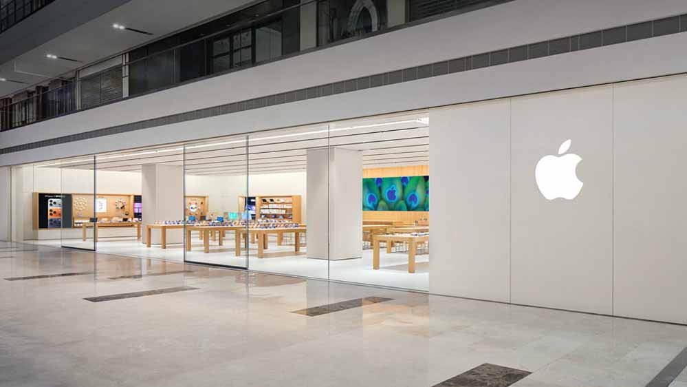 जहां भीड़ की उम्मीद थी, वहां सन्नाटा! गाजियाबाद Apple Store में iPhone 18 के लिए नहीं दिखी लाइन