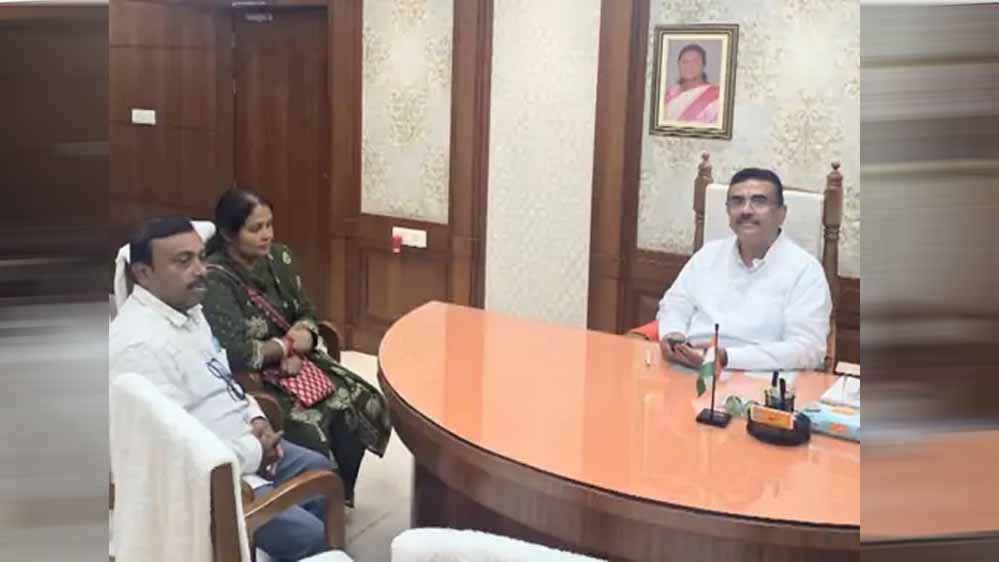नंदीग्राम में बदले चुनावी समीकरण, ममता गुट की प्रत्याशी ने छोड़ा मैदान; शुभेंदु से हुई मुलाकात