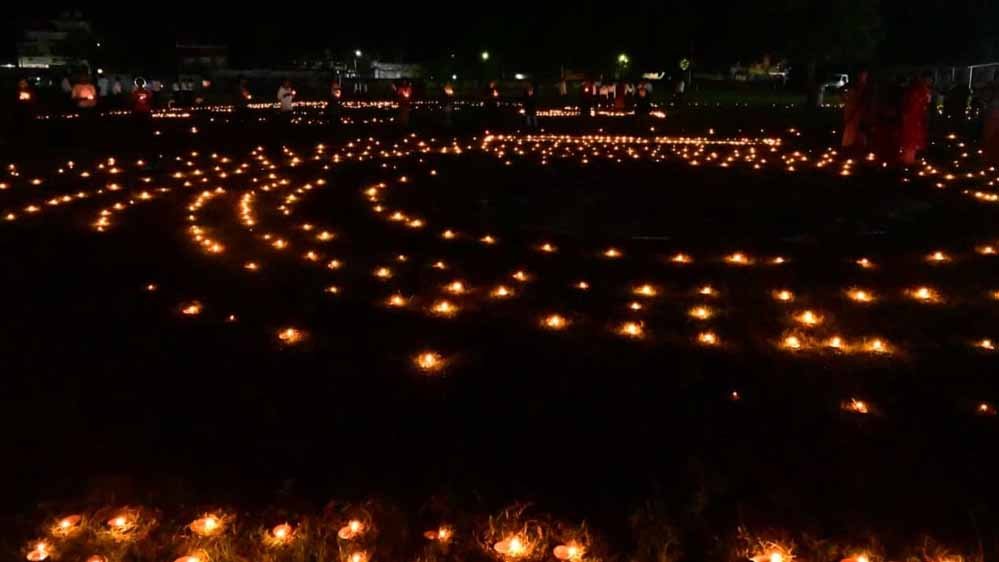 सेवा संकल्प अभियान: गौरेला-पेंड्रा-मरवाही में जले 2 लाख दीप, विधायक प्रणव कुमार मरपच्ची के आतिथ्य में हुआ आयोजन