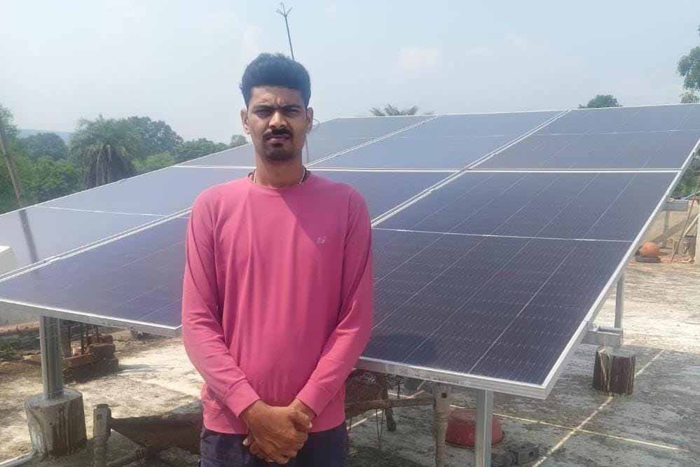 PM सूर्य घर योजना का असर, सौर ऊर्जा से रोशन किसान नेतराम का घर; बच रहे ₹2,000