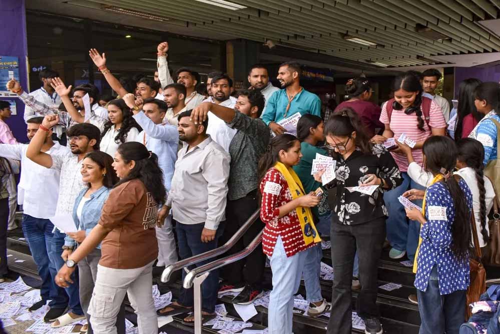 DUSU Election 2026: ABVP ने जीते 3 पद, उपाध्यक्ष पद पर निर्दलीय दीपांशु शौकीन की जीत