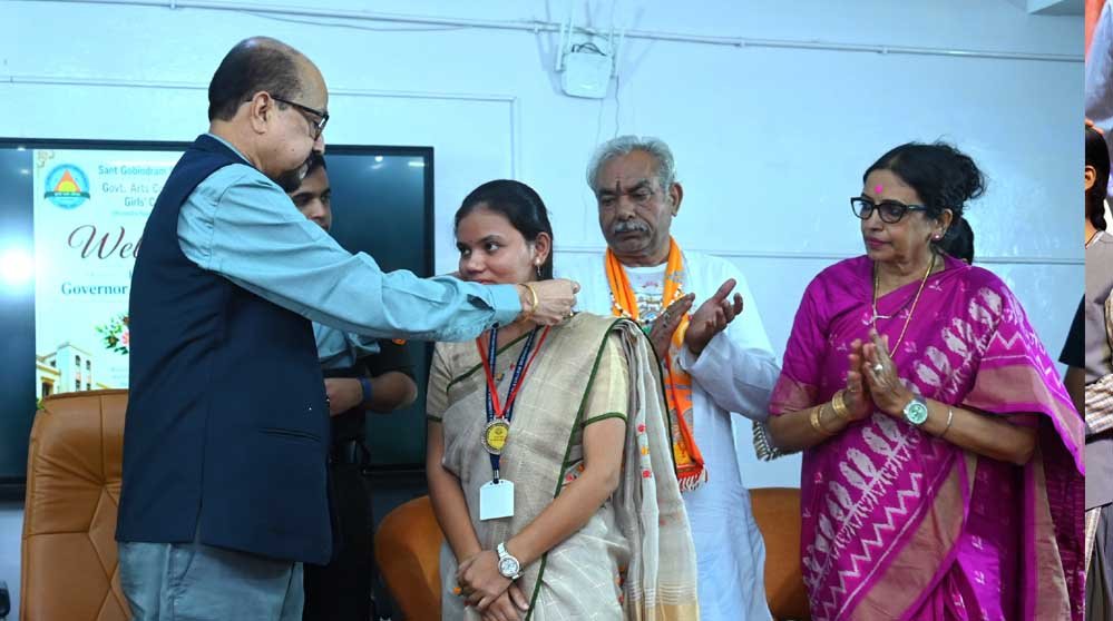 निरंतर सीखने और समाज में योगदान देने का संदेश, डेका ने युवाओं को किया प्रेरित