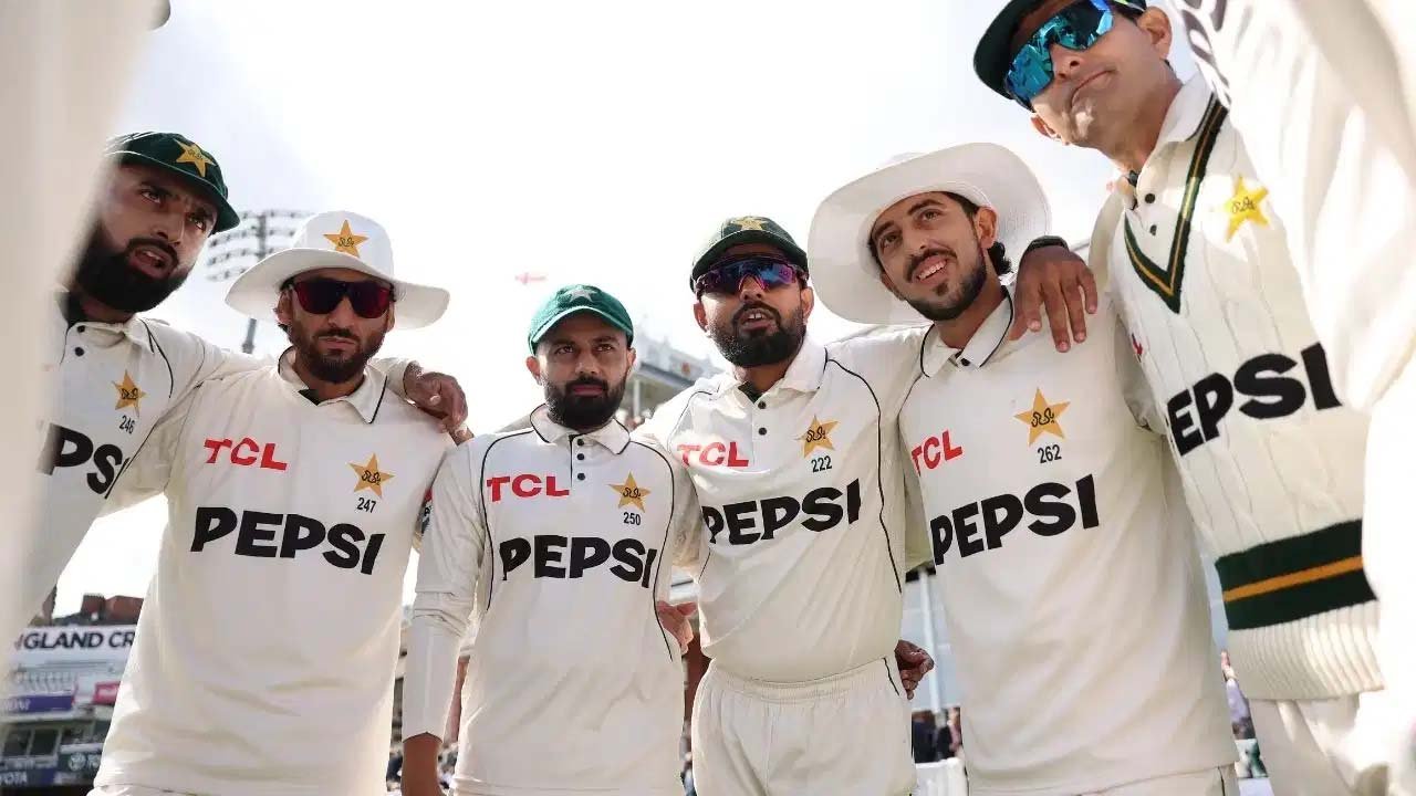 इंग्लैंड से लगातार हार के बाद PCB का बड़ा एक्शन, रमीज राजा ने उठाए सवाल