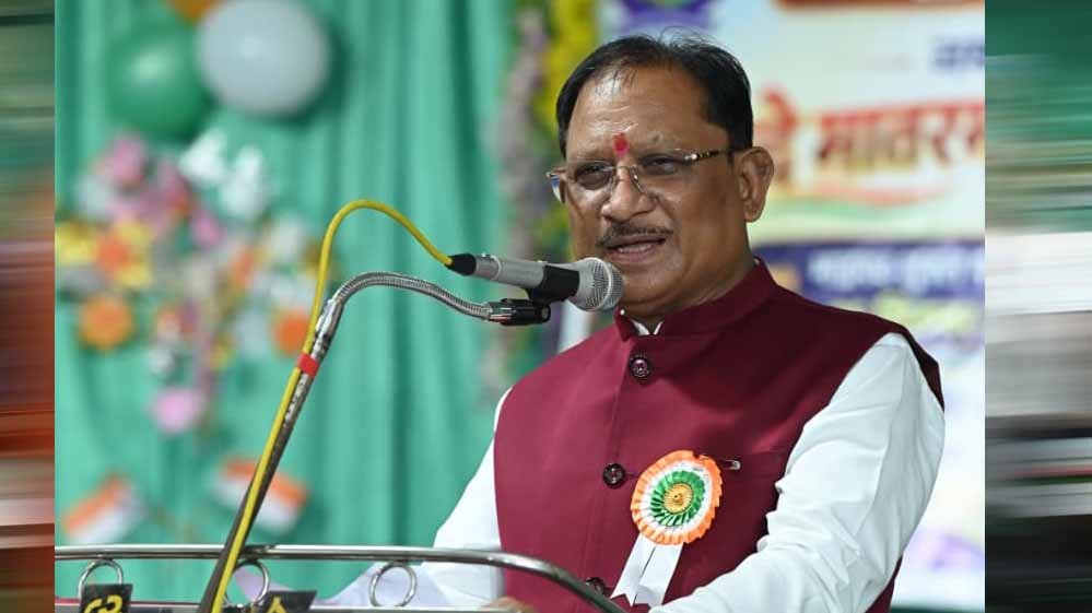 मुख्यमंत्री ने कहा – शिक्षा के साथ संस्कार, अनुशासन और राष्ट्रभक्ति से होता है जिम्मेदार नागरिकों का निर्माण