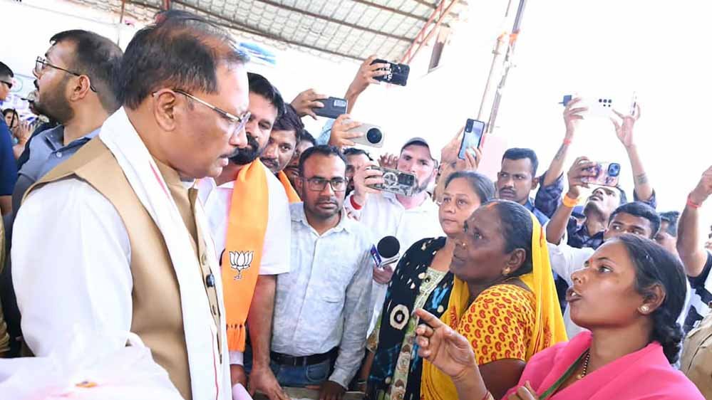 मुख्यमंत्री ने कहा – प्रत्येक प्रभावित परिवार तक शीघ्र पहुंचे सहायता, राहत और पुनर्वास में नहीं हो कोई कमी
