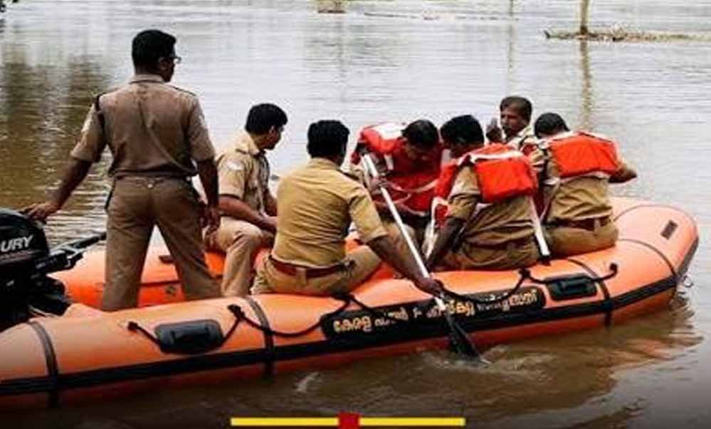 बाढ़ पीड़ितों की सहायता के लिए 16 राहत शिविर और 10 बाढ़ चौकियां सक्रिय