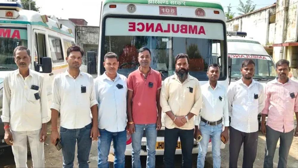 झारखंड में एंबुलेंस कर्मचारियों का चरणबद्ध आंदोलन तेज, EPF-ESI और न्यूनतम वेतन समेत कई मांगें
