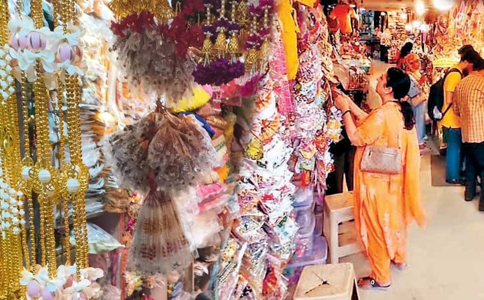 जन्माष्टमी पर जमकर होगी खरीदारी! देशभर में 40 हजार करोड़ से ज्यादा कारोबार की उम्मीद, जानें किन सेक्टरों को फायदा