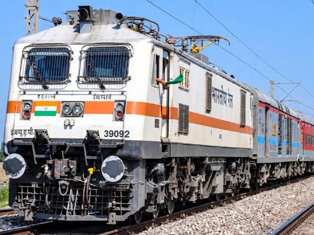 दिवाली-छठ पर घर जाना होगा आसान, दिल्ली से बिहार के लिए चलेंगी फेस्टिवल स्पेशल ट्रेनें